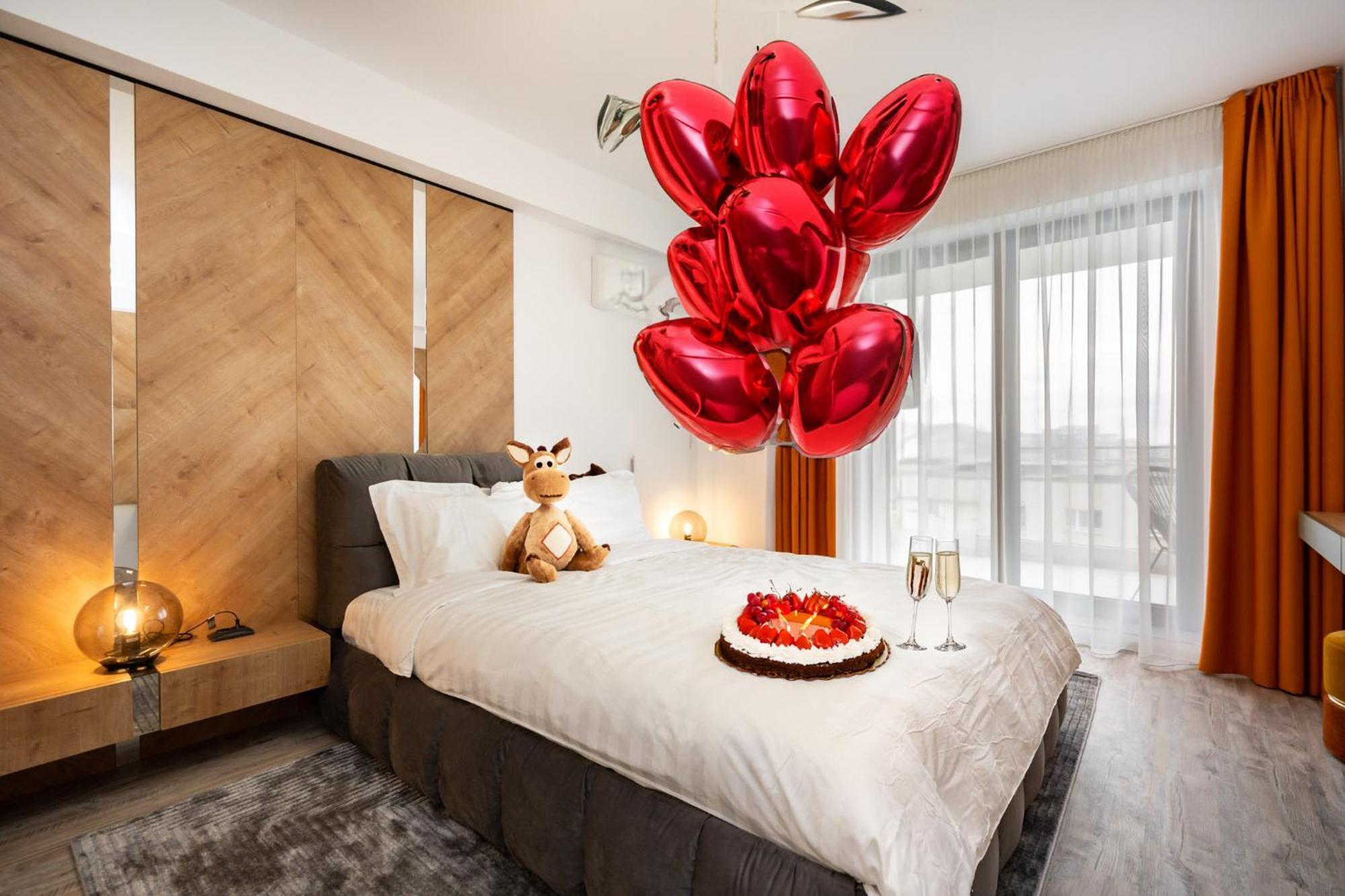 Classy Sassy - Elegant Escape In Timpuri Noi Bukarest Eksteriør billede