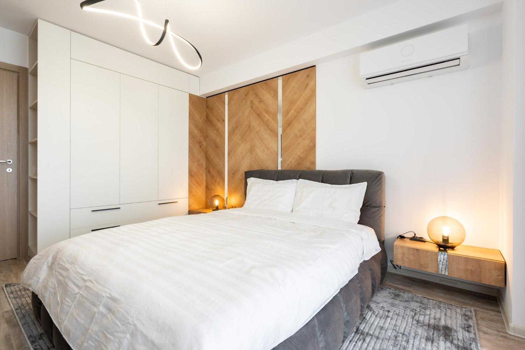 Classy Sassy - Elegant Escape In Timpuri Noi Bukarest Eksteriør billede